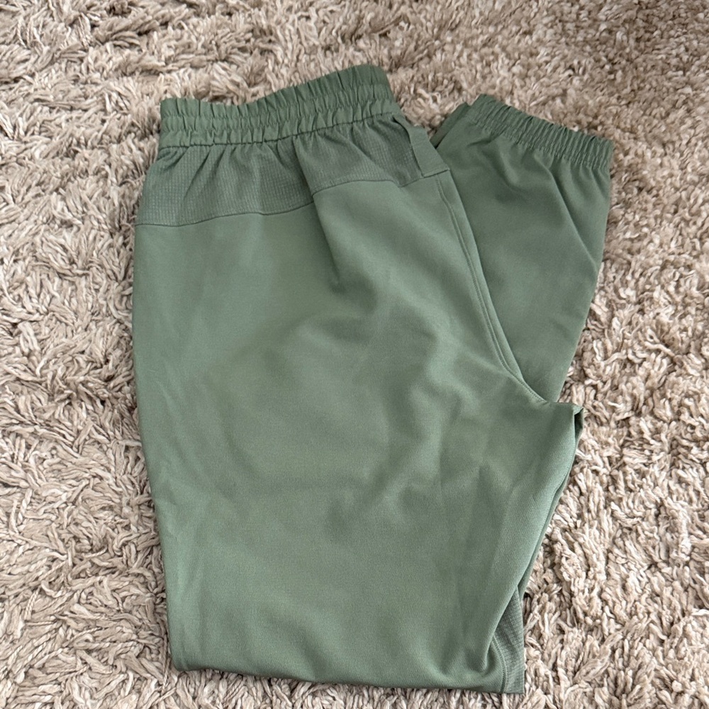 lululemon men’s green joggers